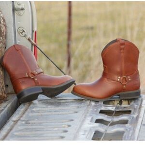 Frye Womens Harness boots Full Grain Leather Steel Toe Work Boots size 7.5